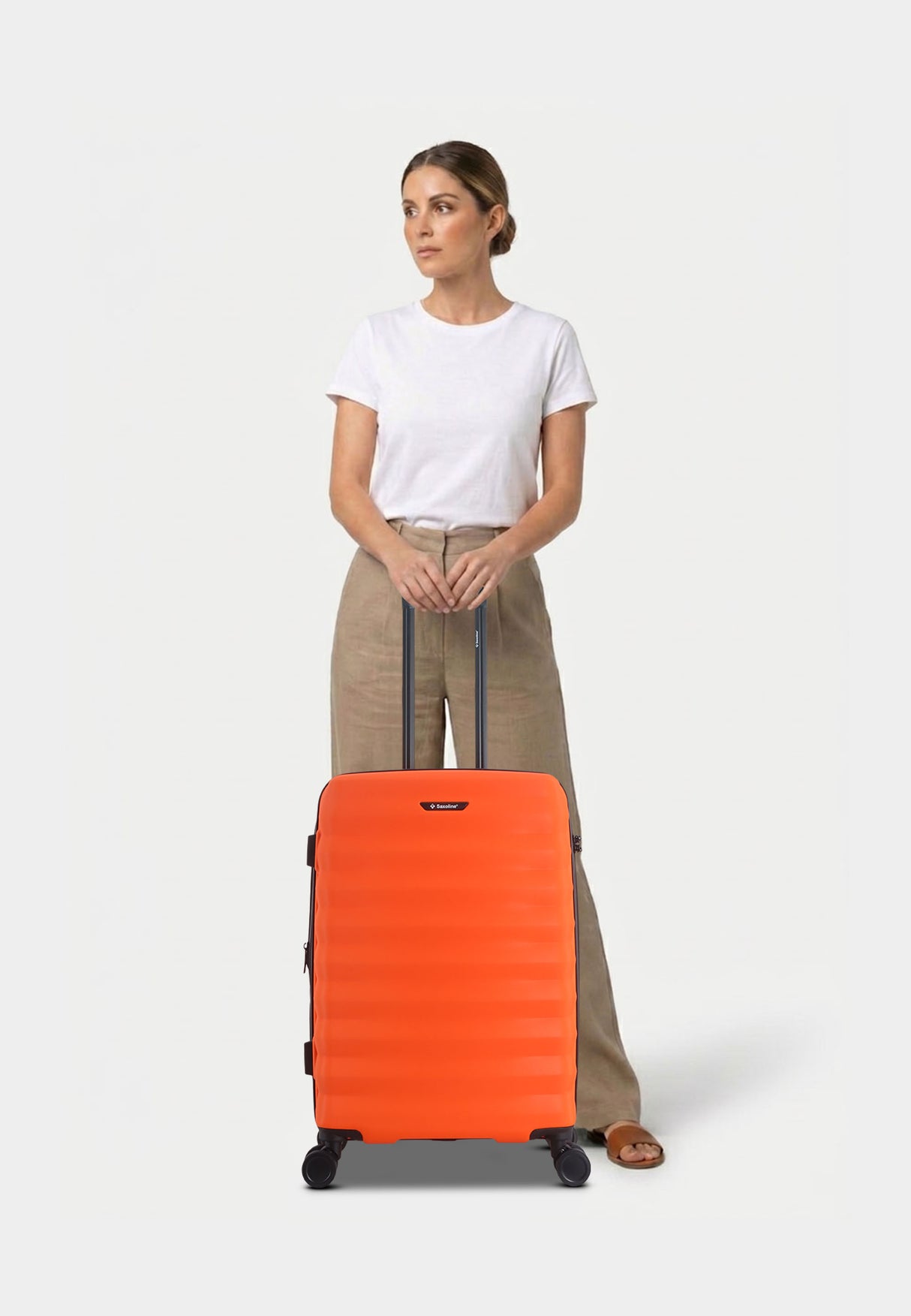 Saxoline Flow Hard Suitcase Medium
